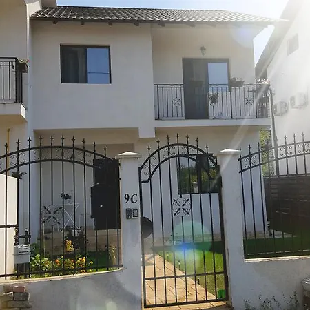 House Ania *